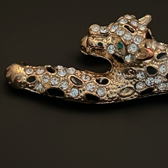 Vintage Unbranded Enamel & Rhinestone Encrusted Cheetah Pendant 50g. - Picture 5 of 6